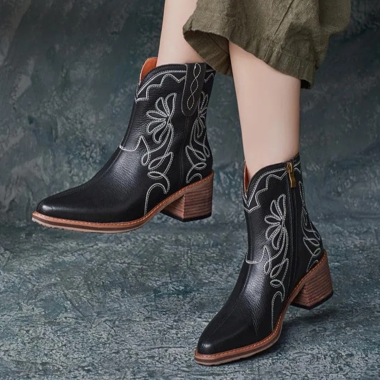 Babakud Women Autumn Leather Embroidered Design Boots