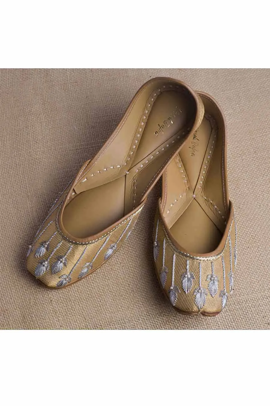 Basanti Gulab - Embroidered Gold Jutti