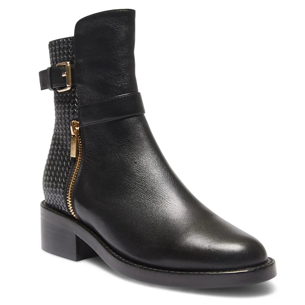 Cape Boot in Black Leather