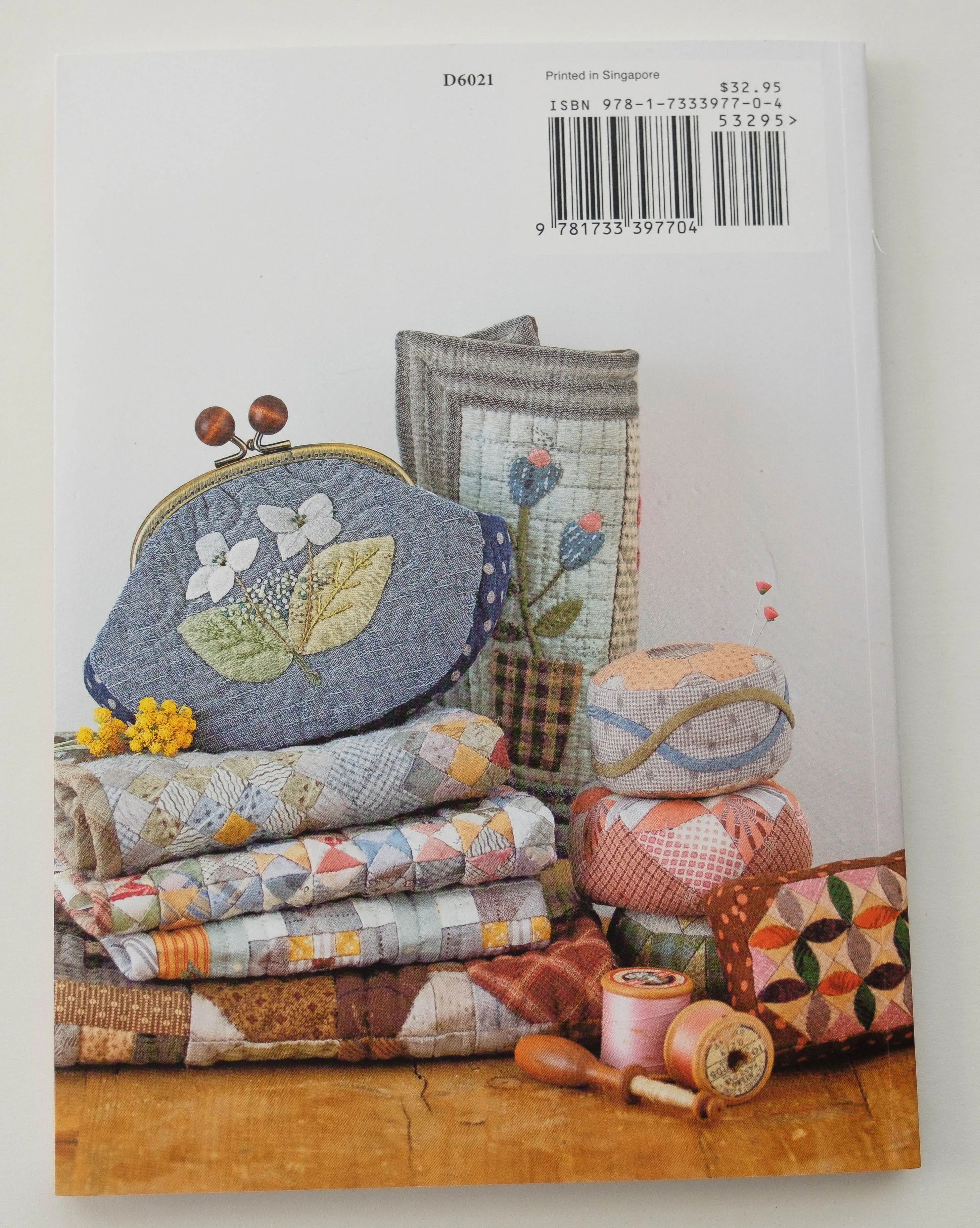 Captivating Quilt Projects Book by Yoko Saito and Quilt Party