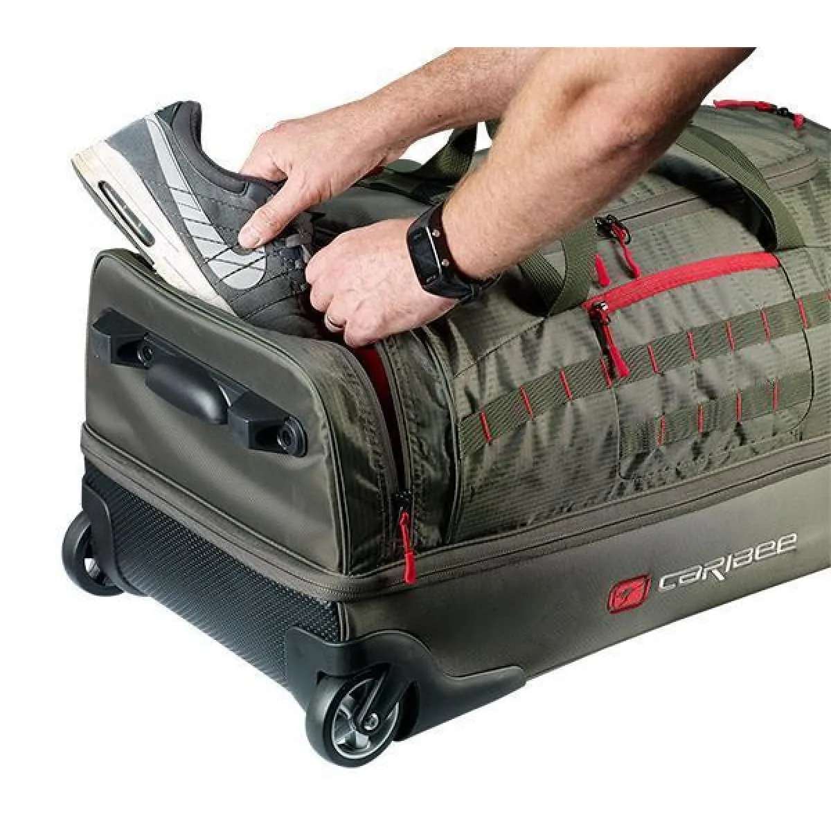 Caribee Scarecrow DX 85 wheel travel bag