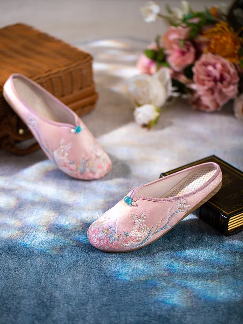 Chinese Style Rabbit and Peach Blossom Embroidered Shoes Slippers