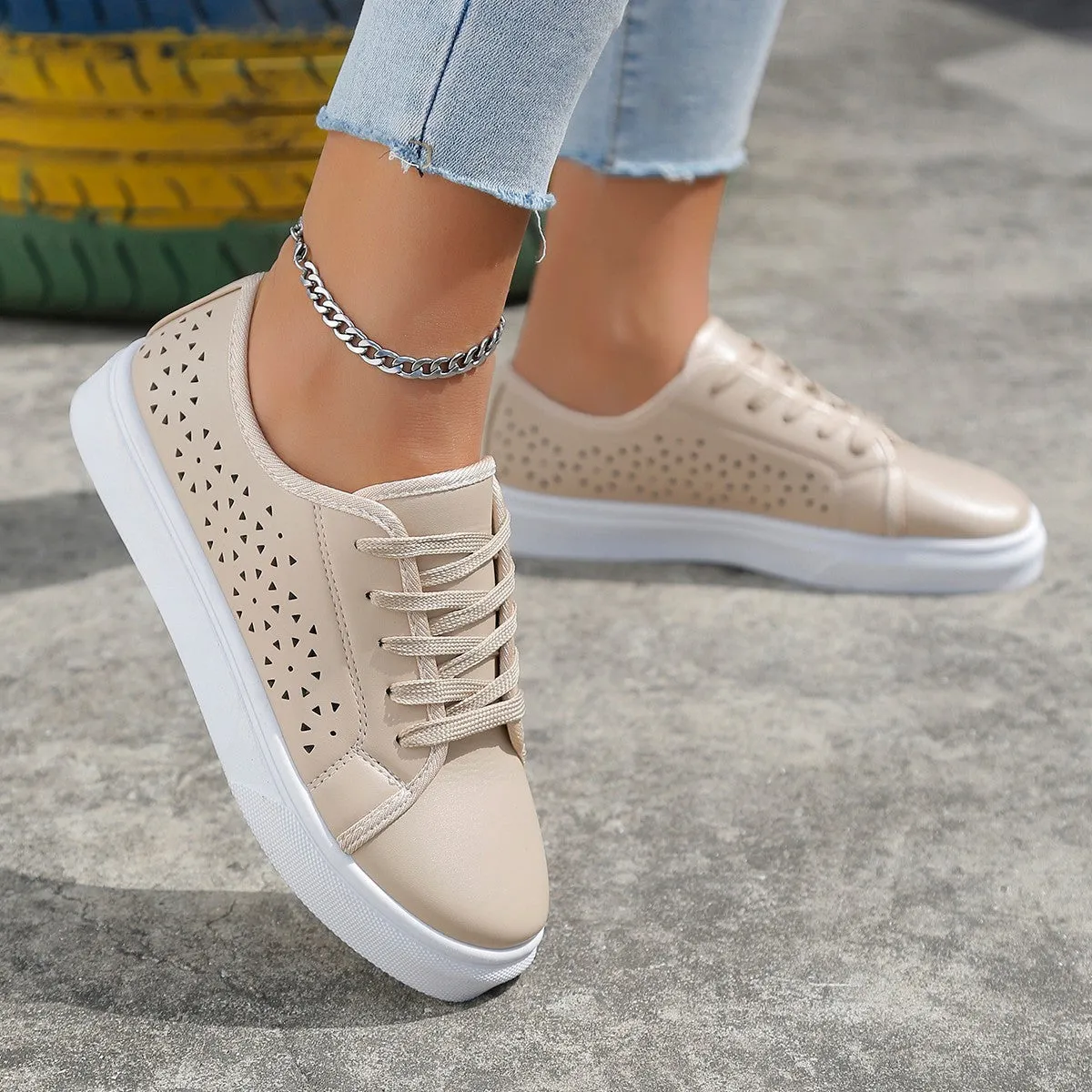 Cutout Flat Lace-up Shoes