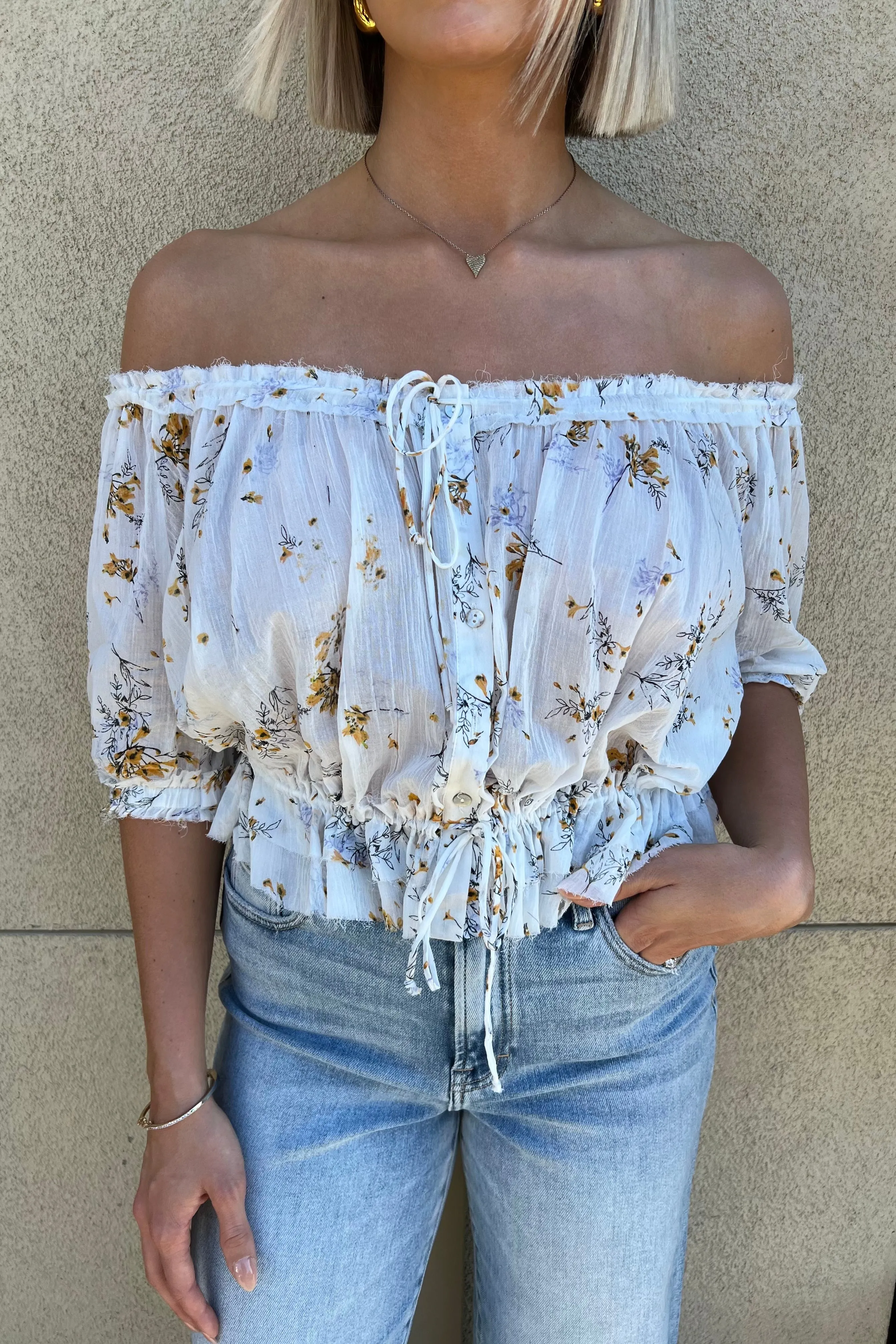 ESTELLE OFF SHOULDER CROPPED TOP