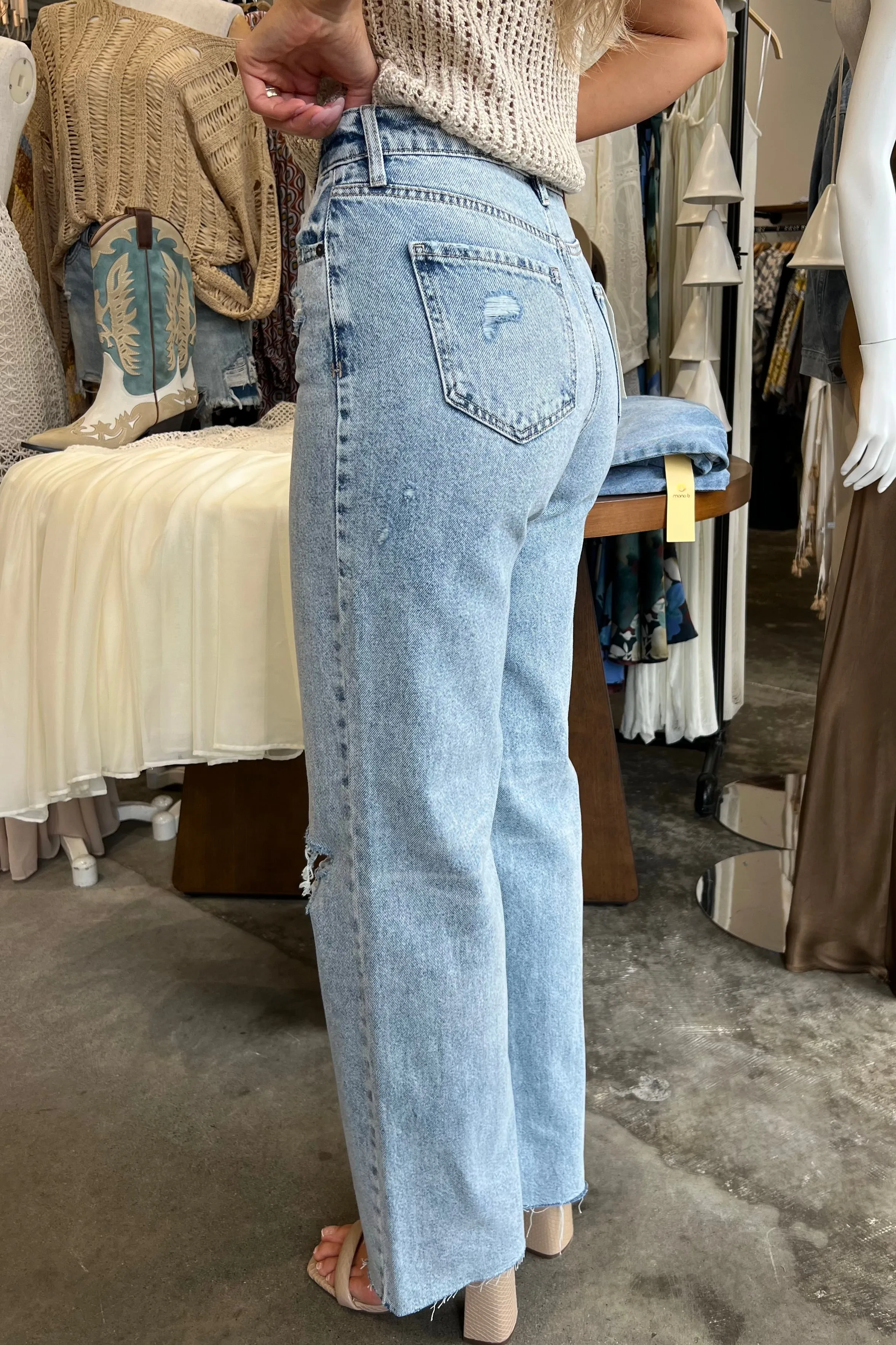 PORT MEDIUM WASH DENIM JEANS