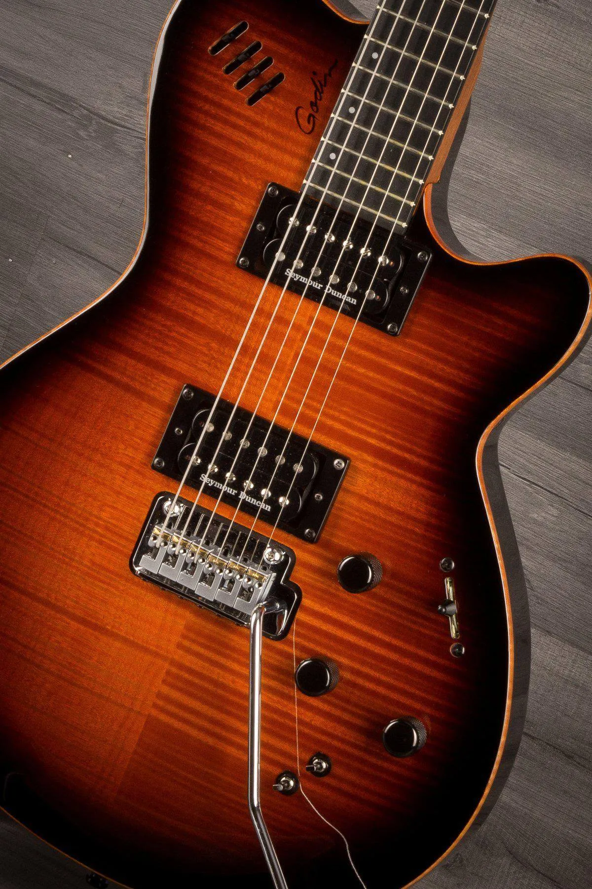 USED - Godin LGXT AA, Cognac Burst Flame Top