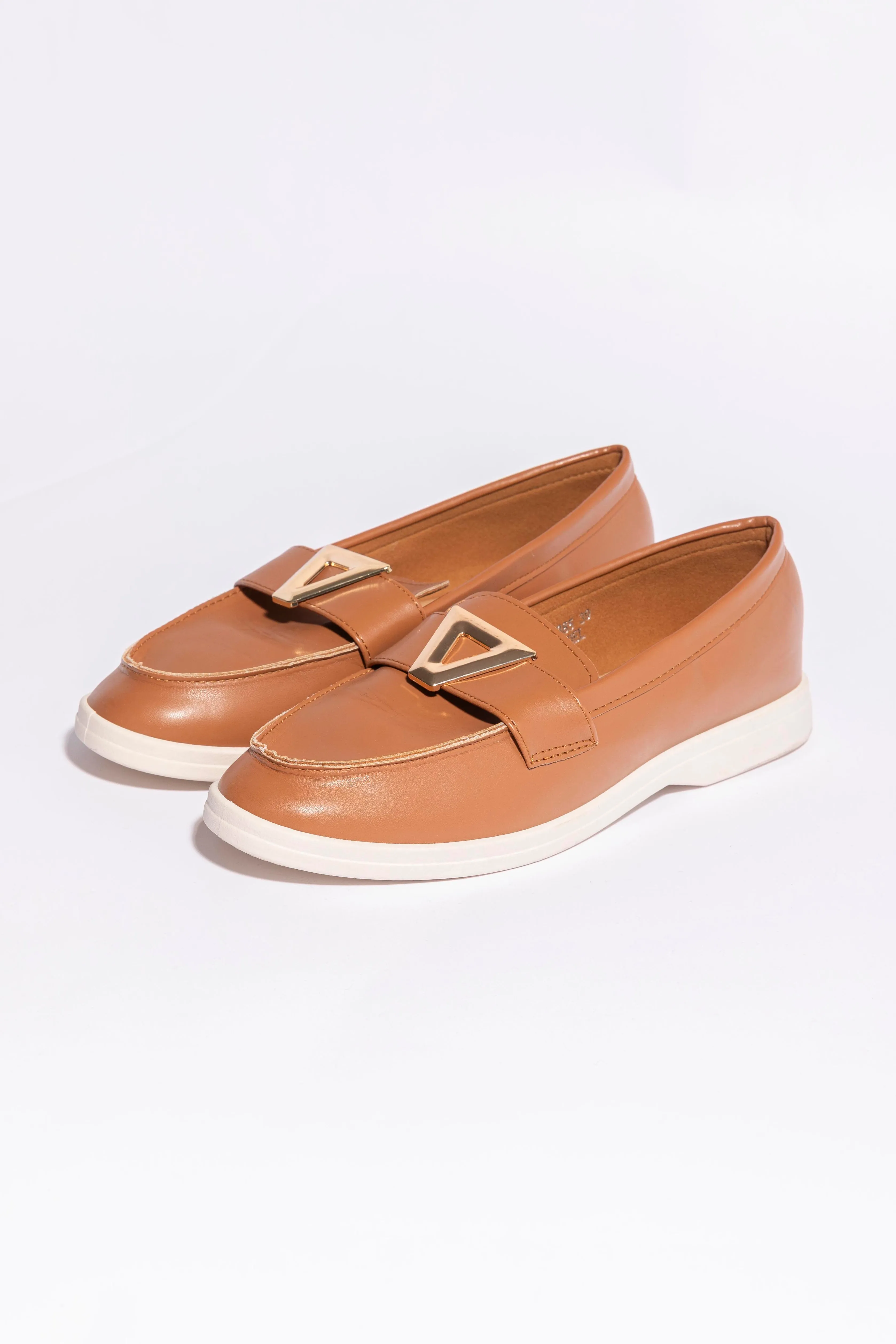 Wide Width Buckle Flat Shoes