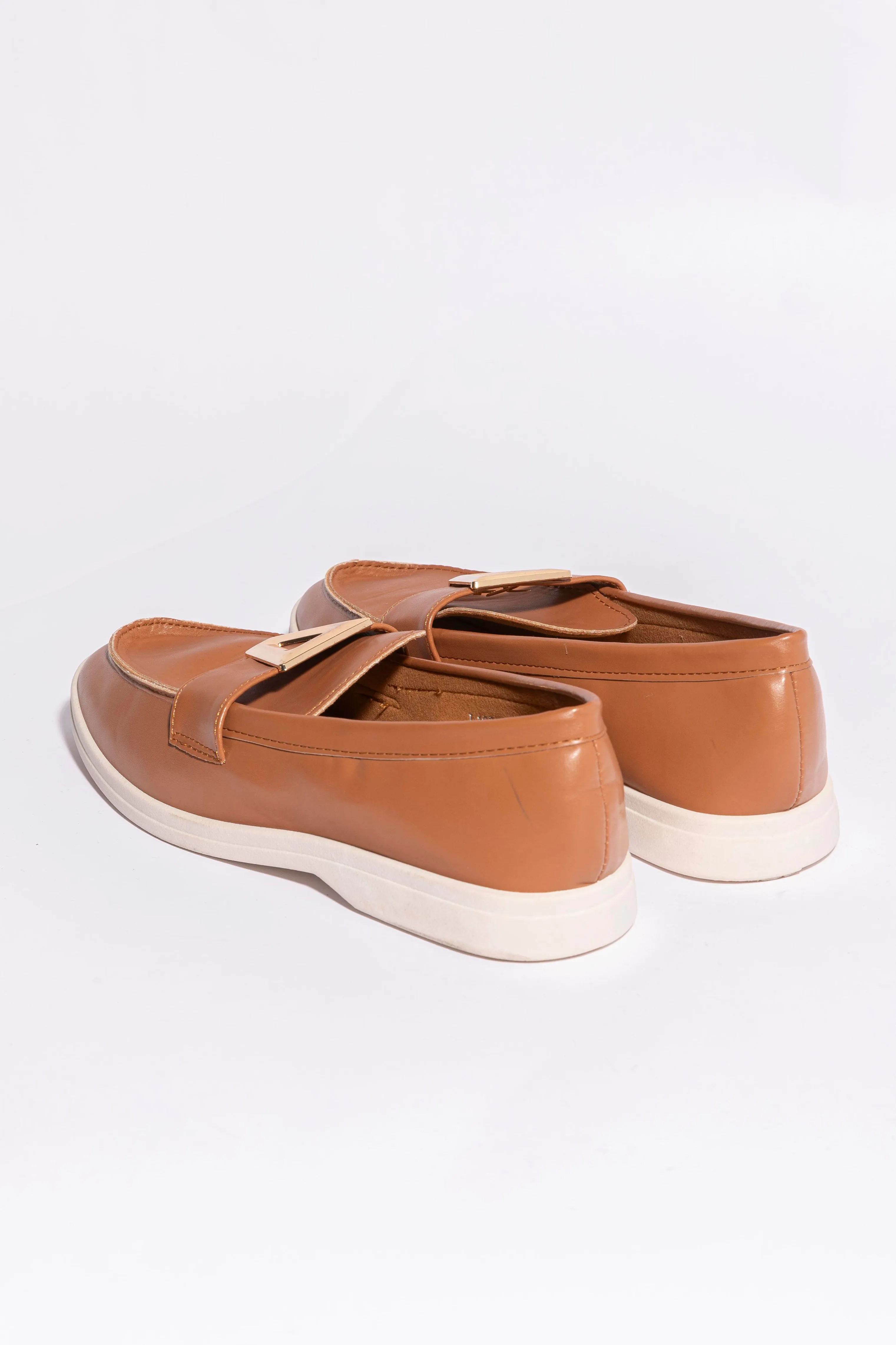 Wide Width Buckle Flat Shoes