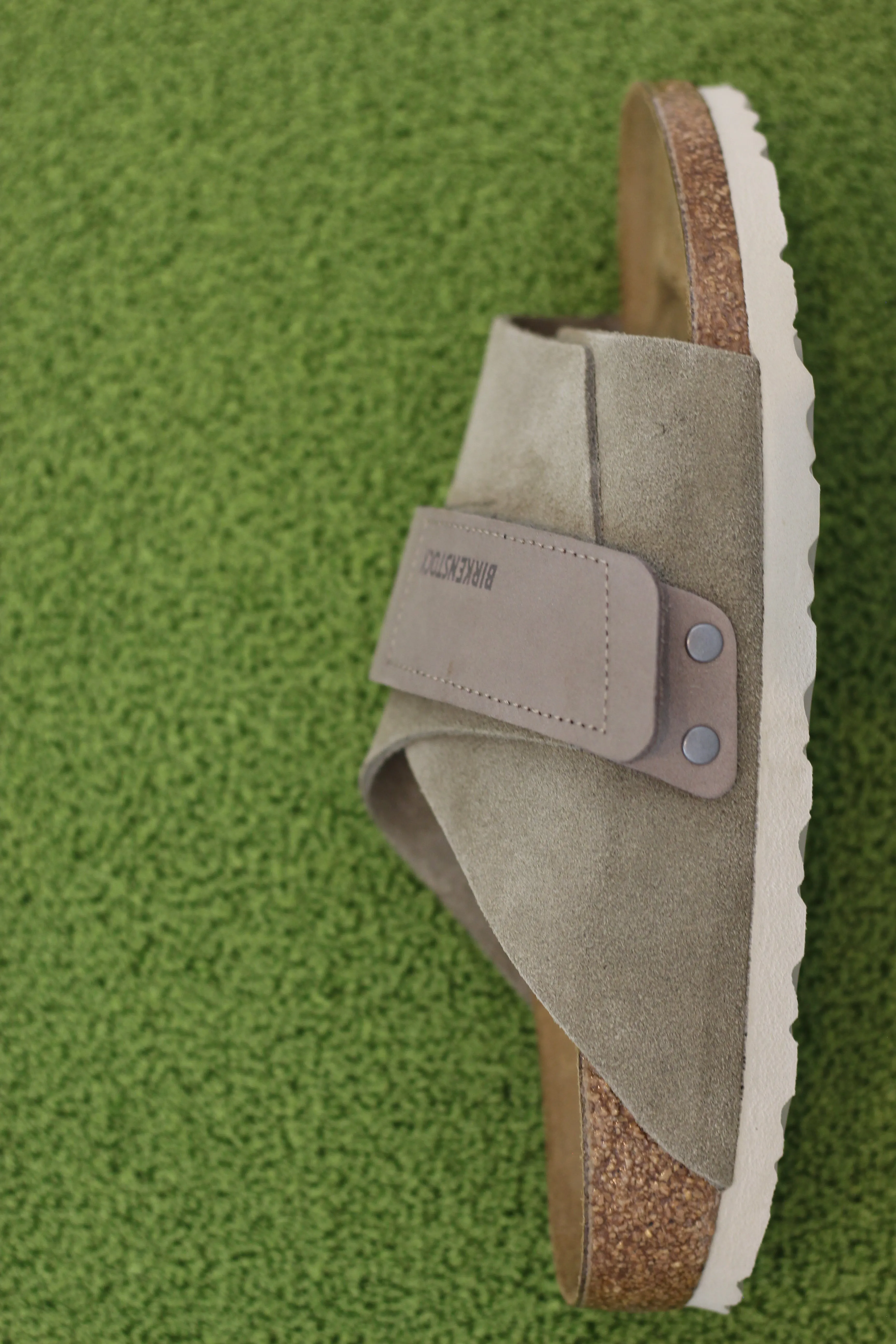 Women's Kyoto Sandal - Taupe Suede/Leather