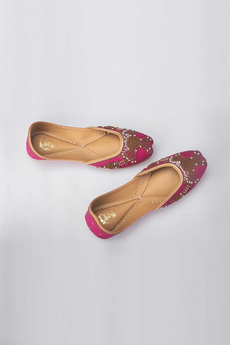 Zardozi Embroidered Rani Pink Jutti