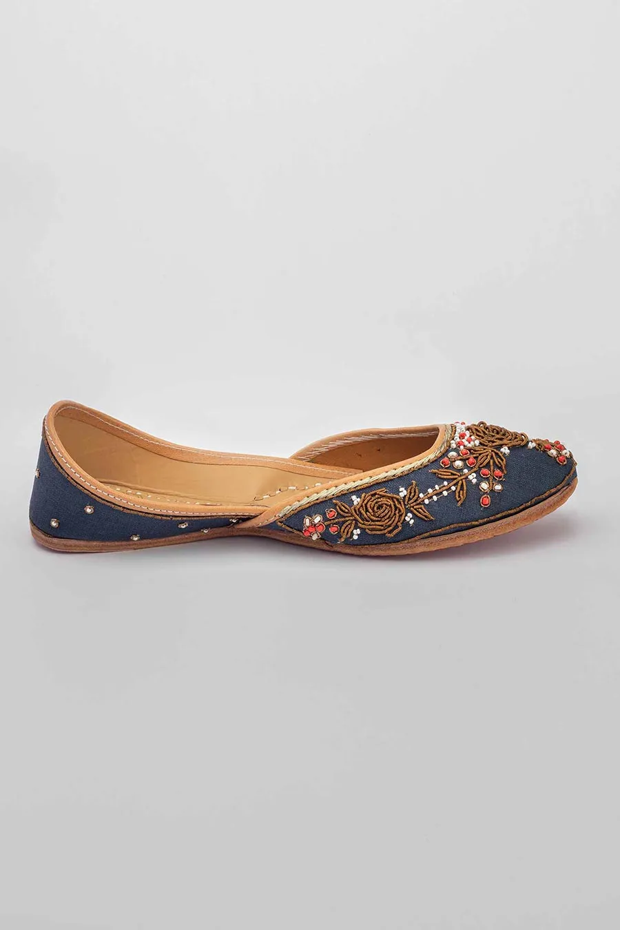 Zardozi Embroidered Royal Blue Jutti